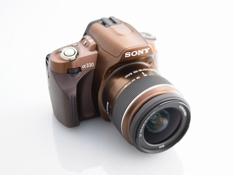 Illustration for article titled Sony's New Entry Level DSLRs Officially Announced, Again